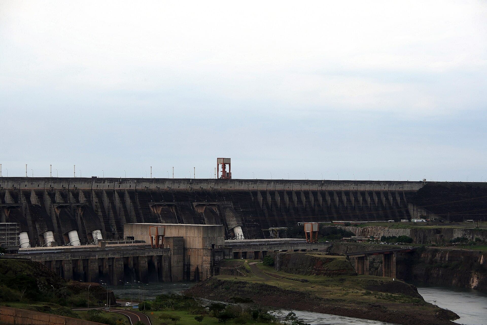 Visiting Itaipu: tours, prices and hours